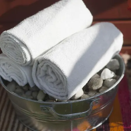 Luscher & Matiesen Muhu Winehouse * Liiva (Saaremaa)