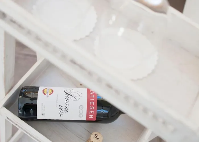 Luscher & Matiesen Muhu Winehouse Liiva (Saaremaa)